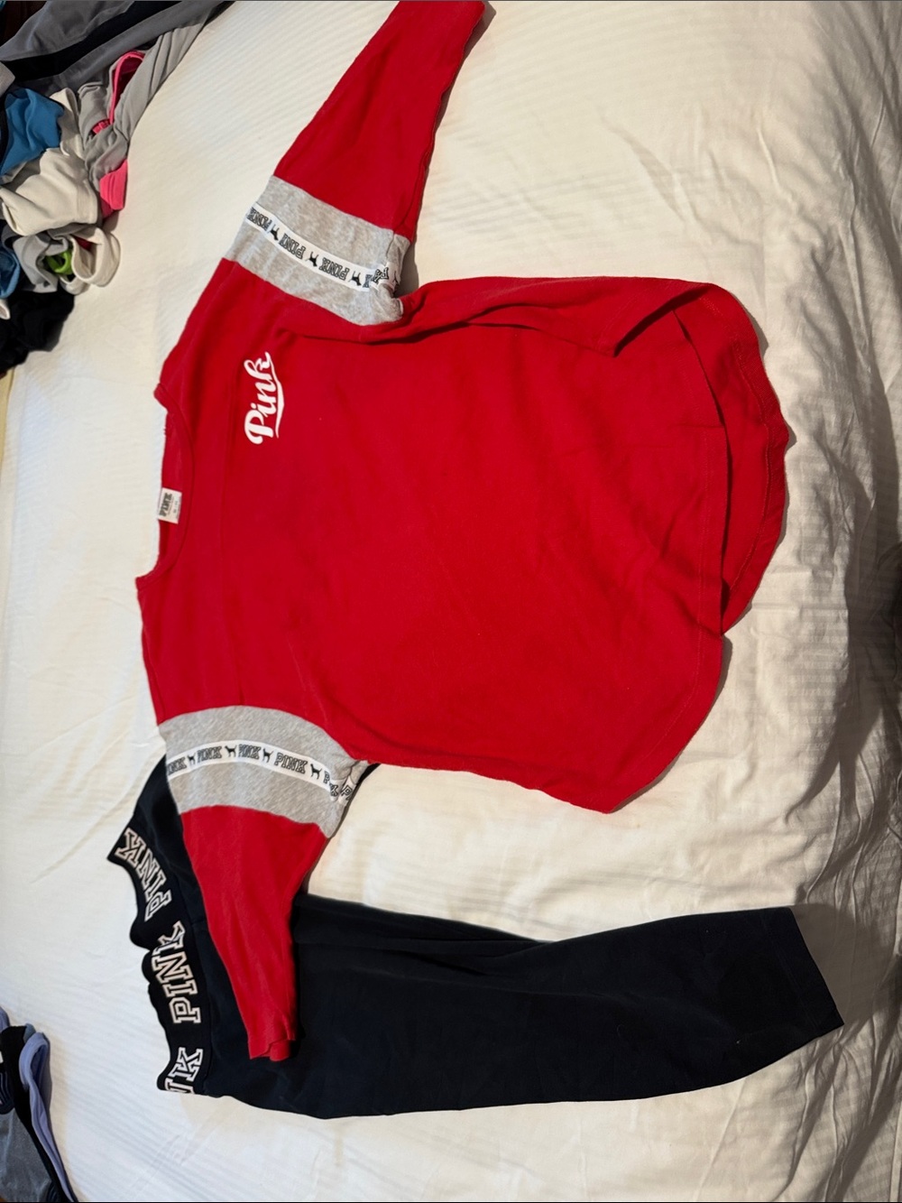 PINK Victoria's Secret Red & Black Legging + top Set S